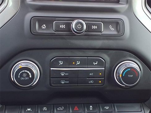 Used 2025 Chevrolet Silverado 1500 Custom image 13