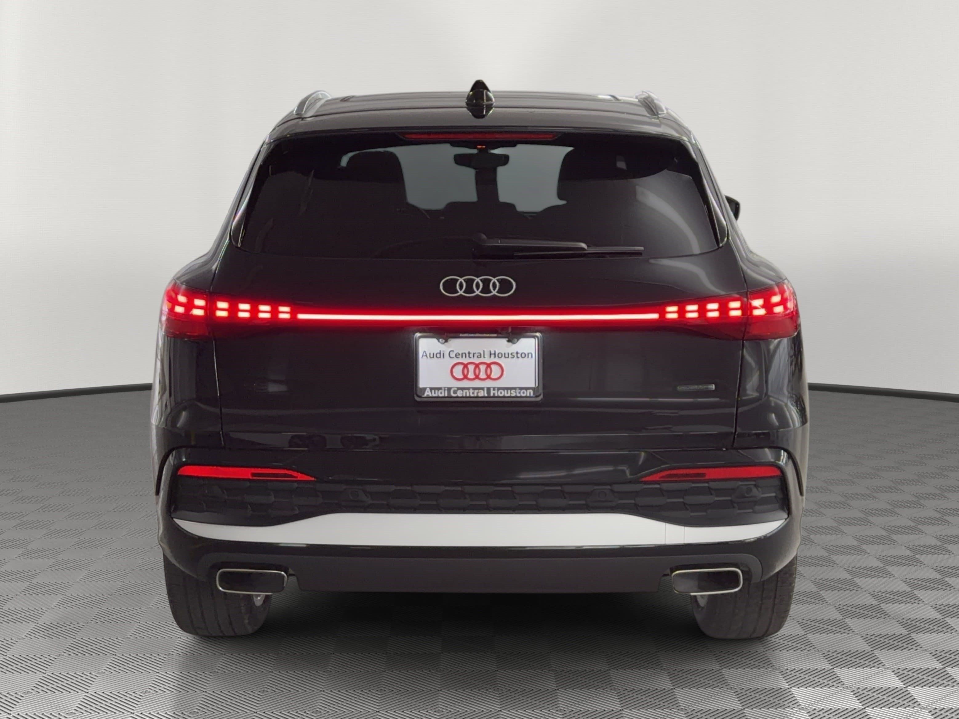 New 2026 Audi Q5 Premium Plus AWD/4WD image 10