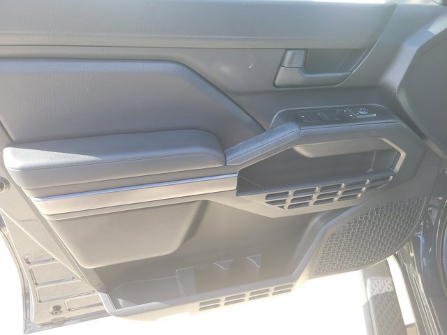Used 2026 Toyota 4Runner SR5 AWD/4WD image 19
