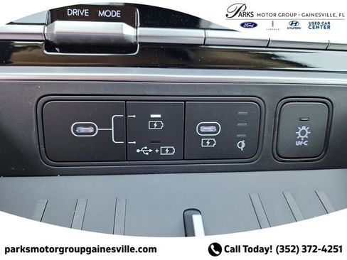 New 2025 Hyundai Santa Fe Limited image 23