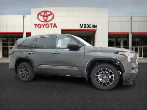 New 2026 Toyota Sequoia Platinum image 28