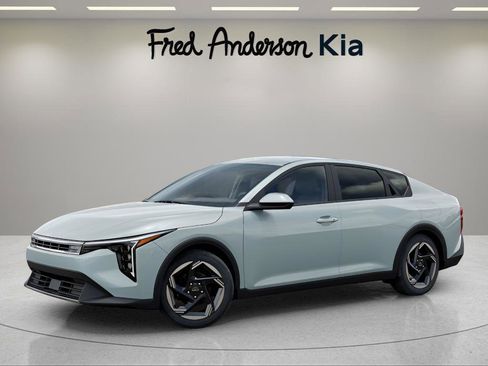 New 2025 Kia K4 EX image 21