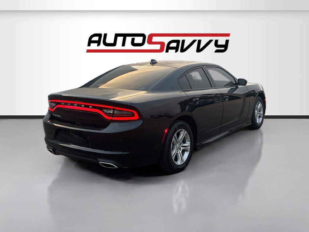Used 2023 Dodge Charger SXT RWD image 6