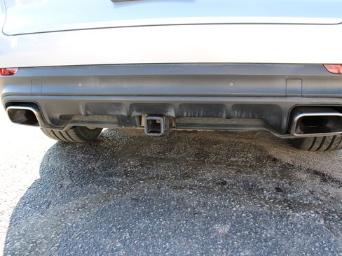 Used 2019 Porsche Cayenne image 70