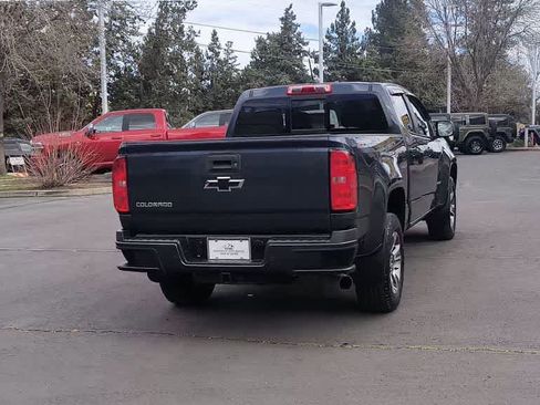 Used 2019 Chevrolet Colorado Z71 AWD/4WD image 8