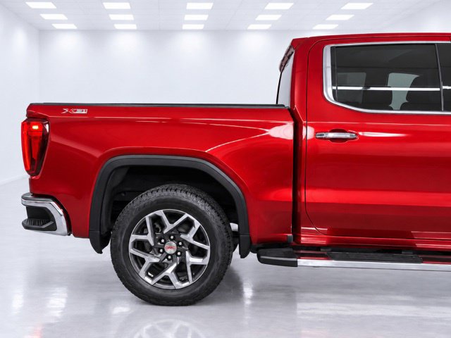 Used 2023 GMC Sierra 1500 SLT w/ SLT Premium Package AWD/4WD image 7