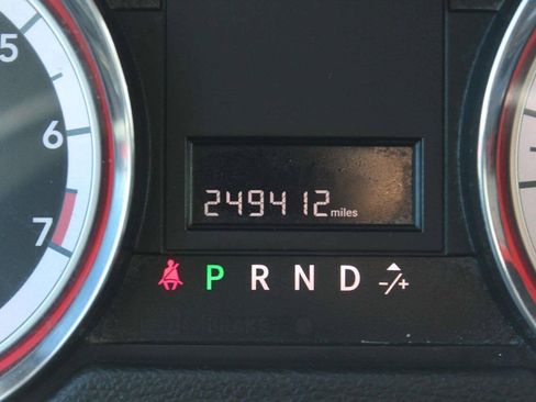Used 2012 Dodge Grand Caravan SXT FWD image 9