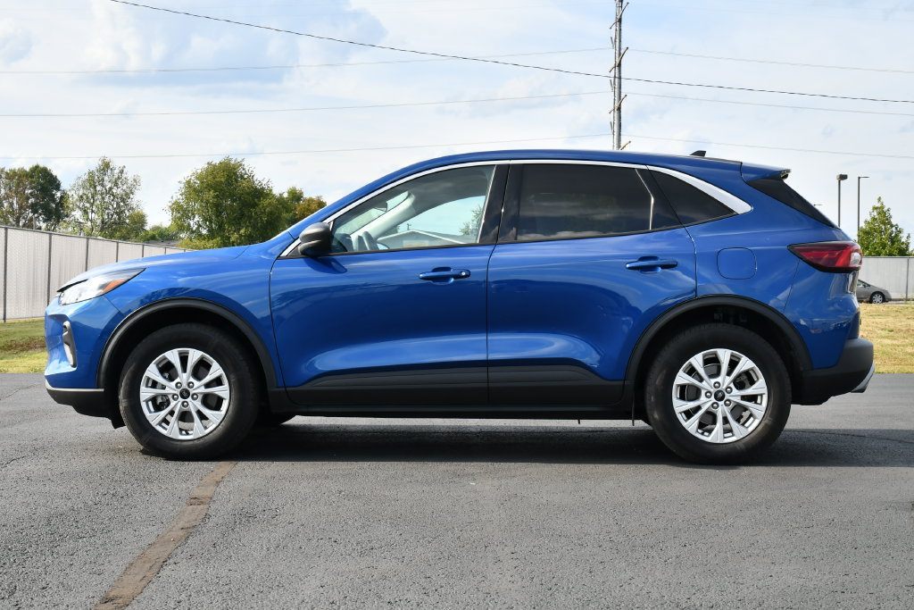 Used 2023 Ford Escape Active AWD/4WD image 4