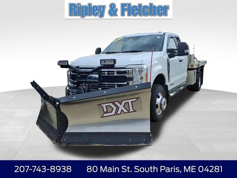 Used 2023 Ford F350 XLT w/ XLT Value Package AWD/4WD image 2