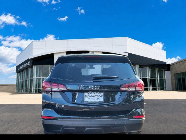 Certified 2024 Chevrolet Equinox LS w/ LS Convenience Package FWD image 4