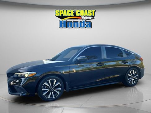 Used 2024 Honda Civic EX-L image 8