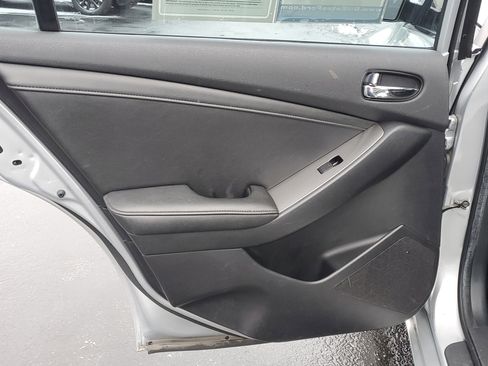 Used 2012 Nissan Altima 3.5 SR w/ Sport Pkg image 7