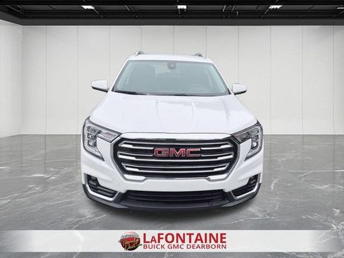 Used 2023 GMC Terrain SLT AWD/4WD image 8