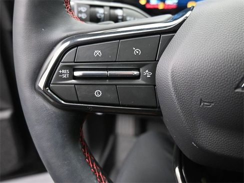 Used 2025 Chevrolet Equinox RS w/ Safety and Technology Package image 14