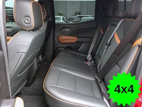 Used 2023 GMC Canyon AT4 w/ AT4 Premium Package AWD/4WD image 18