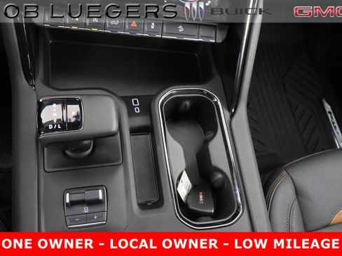 Certified 2025 GMC Sierra 1500 AT4 w/ AT4 Premium Package image 33