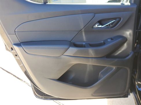 Used 2023 Chevrolet Traverse Premier w/ Redline Edition image 14