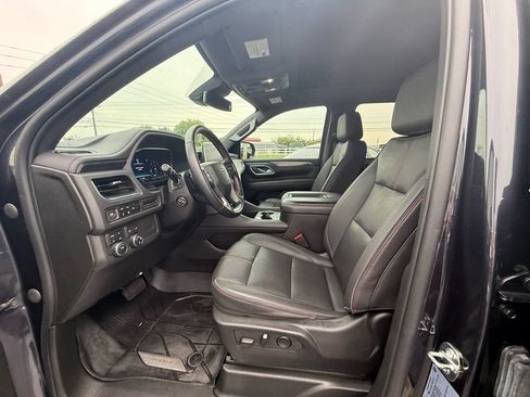 Used 2023 Chevrolet Suburban RST w/ Sport Performance Package AWD/4WD image 11