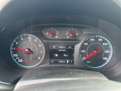 Used 2022 Chevrolet Malibu LT FWD image 17