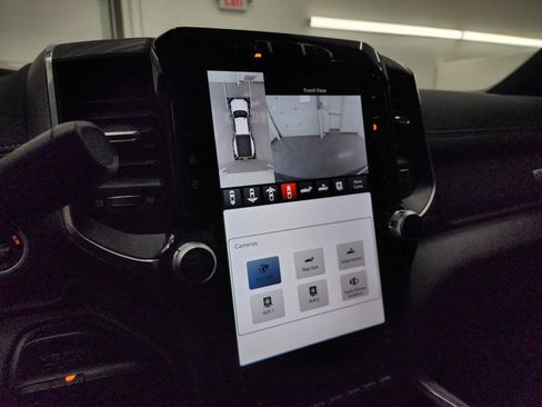 Used 2024 RAM 3500 Laramie w/ Night Edition image 19