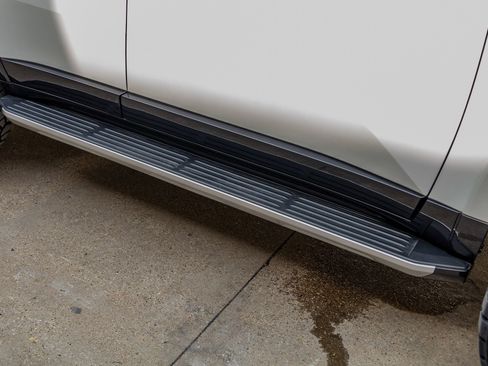 Used 2026 Lexus GX 550 w/ Accessory Package (2T) image 13