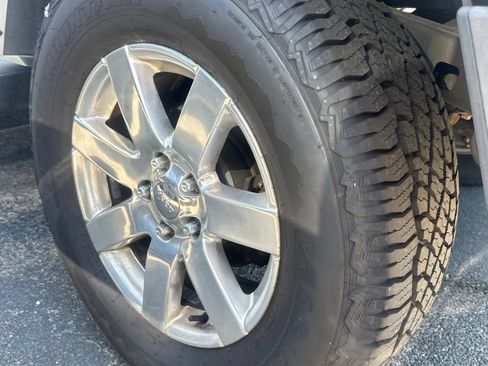 Used 2012 Jeep Wrangler Unlimited Sahara w/ Connectivity Group AWD/4WD image 6