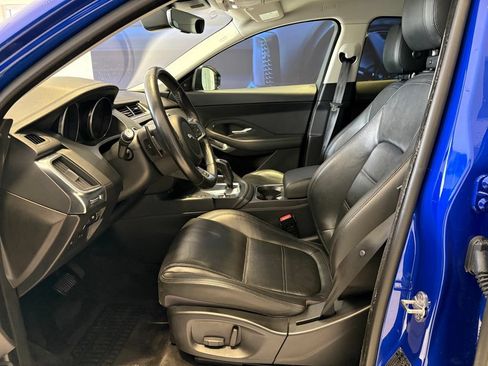 Used 2020 Jaguar E-PACE AWD/4WD image 15