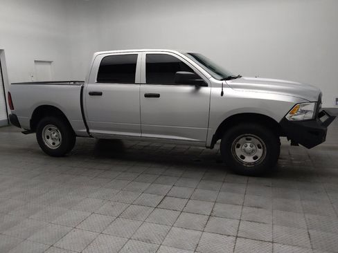 Used 2019 RAM 1500 Tradesman w/ Popular Equipment Group AWD/4WD image 11