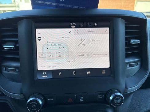 Used 2024 RAM 2500 Tradesman w/ Chrome Appearance Group image 26