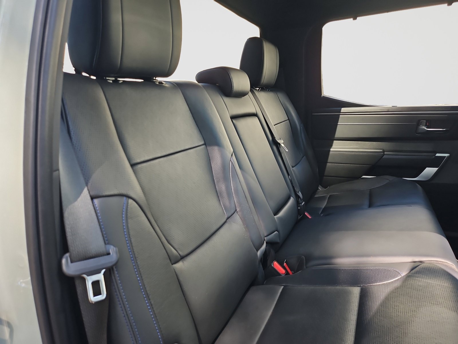 Used 2025 Toyota Tundra Platinum AWD/4WD image 45