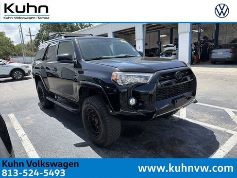 Used 2019 Toyota 4Runner SR5 AWD/4WD image 1