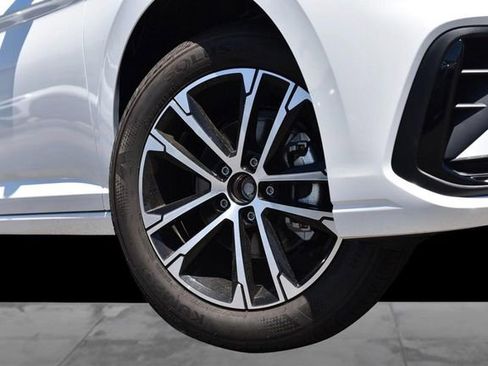 New 2026 Volkswagen Jetta Sport FWD image 3
