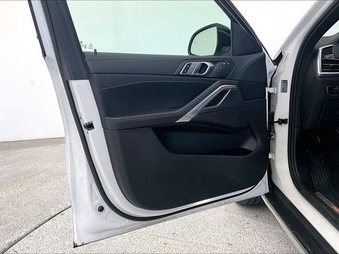 Used 2023 BMW X6 xDrive40i w/ Premium Package image 21