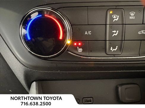 Used 2024 Buick Encore GX Preferred w/ Comfort Package image 10