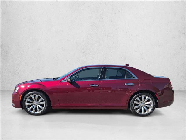 Used 2018 Chrysler 300 Limited RWD image 9