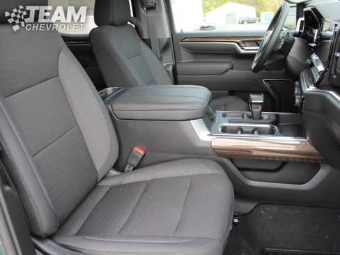 New 2026 Chevrolet Silverado 1500 LT w/ Z71 Off-Road Package image 17