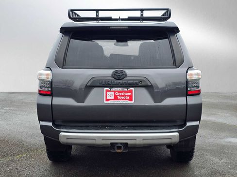 Used 2018 Toyota 4Runner TRD Off-Road Premium image 4