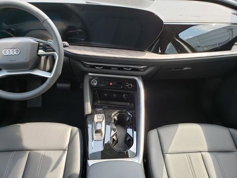 New 2025 Audi Q5 Premium image 8