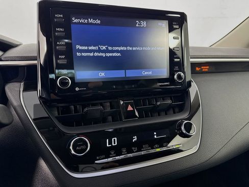 Used 2022 Toyota Corolla LE FWD image 19
