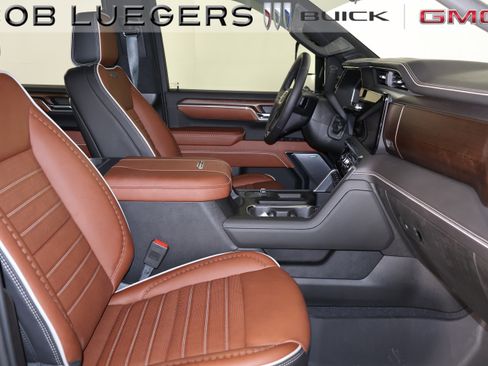 Used 2024 GMC Sierra 2500 Denali Ultimate image 26