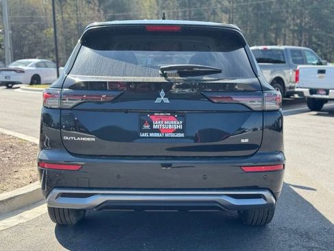 New 2026 Mitsubishi Outlander SE FWD image 10