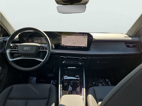 New 2026 Audi Q3 quattro 2.0T AWD/4WD image 5
