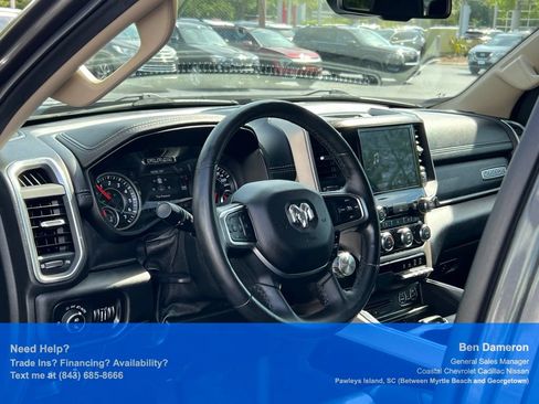 Used 2019 RAM 1500 Laramie AWD/4WD image 7