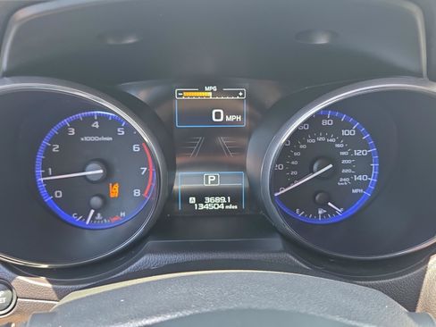Used 2016 Subaru Outback 2.5i Limited AWD/4WD image 29