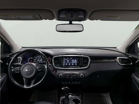 Used 2018 Kia Sorento EX image 24