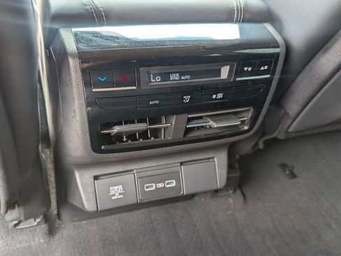 Certified 2022 Acura MDX FWD w/ Technology Package image 13