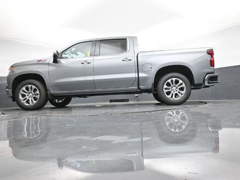 New 2026 Chevrolet Silverado 1500 LTZ w/ LTZ Premium Package image 11