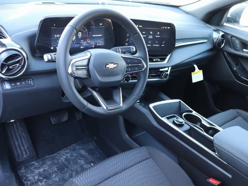 New 2026 Chevrolet Equinox LT image 6