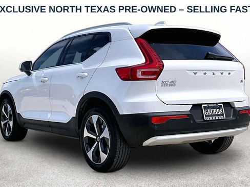 Used 2023 Volvo XC40 B4 Plus w/ Protection Package Premier FWD image 16