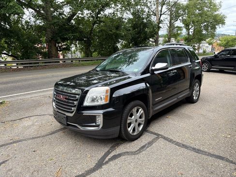 Used 2017 GMC Terrain SLE w/ Chrome Edition AWD/4WD image 4